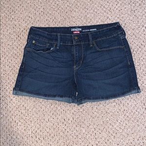 Denzin from Levi's Modern Shorts